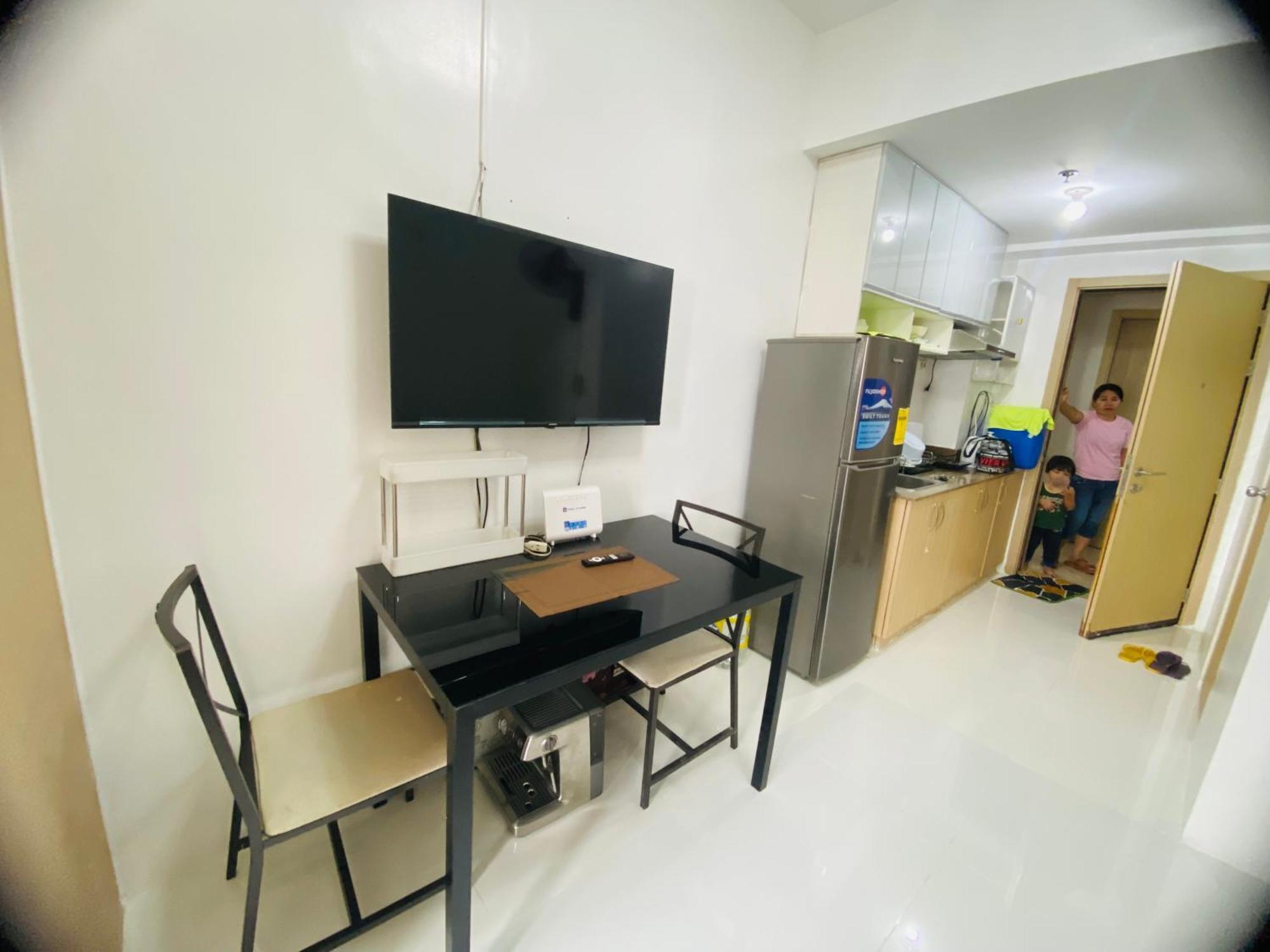 Pensão Field Residences 1bedroom Condo-free Wifi, Near In Naia Terminal Manila