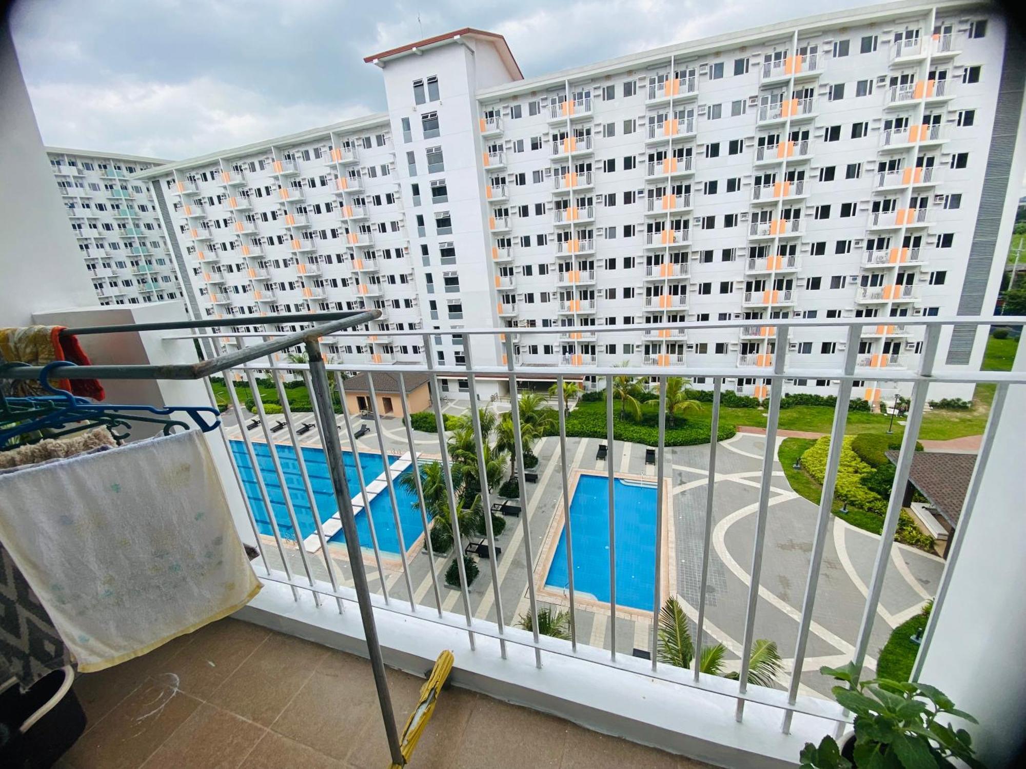 Field Residences 1bedroom Condo-free Wifi, Near In Naia Terminal