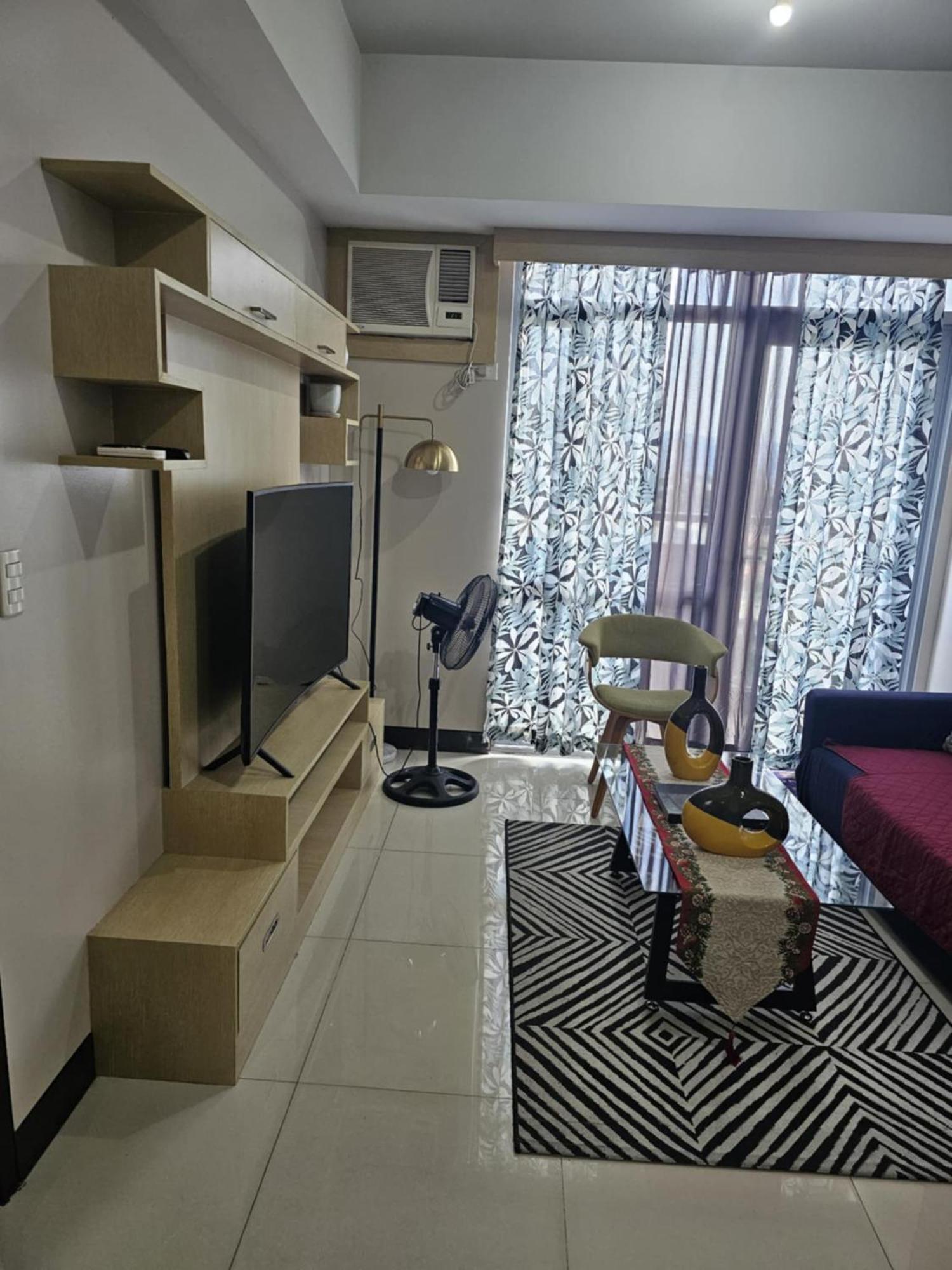 Apartment Unit 14e Tower D, 1br Unit- Manhattan Heights Cubao *