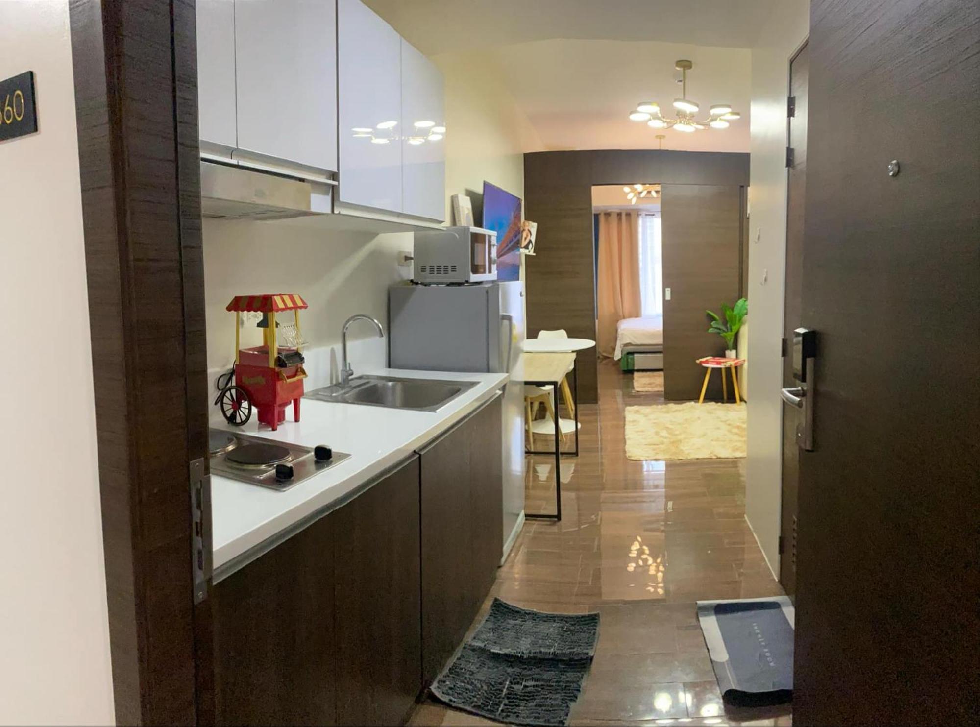 In Makati Staycation *