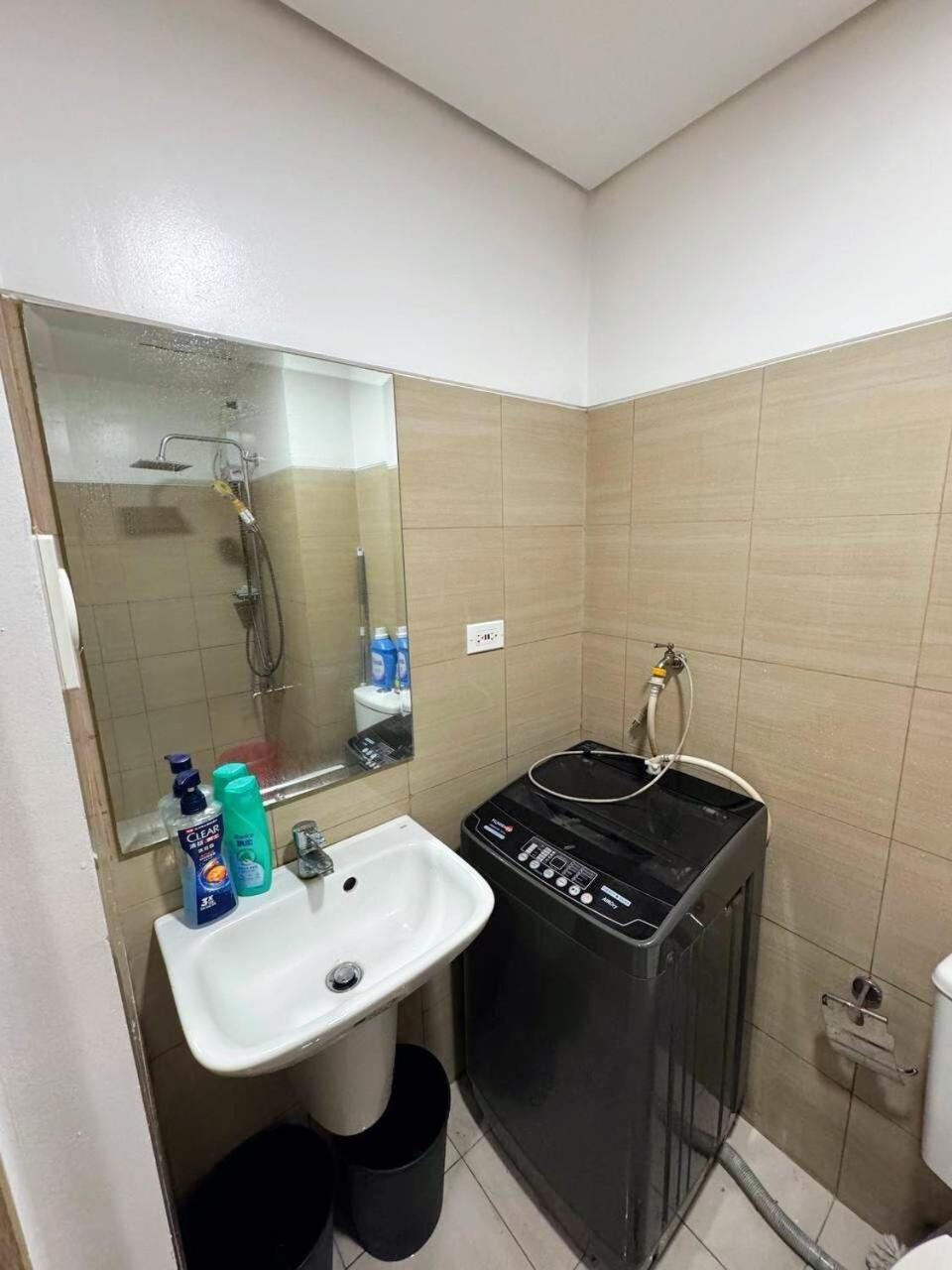 Shore 1 Tower C1 17floor Apartment *