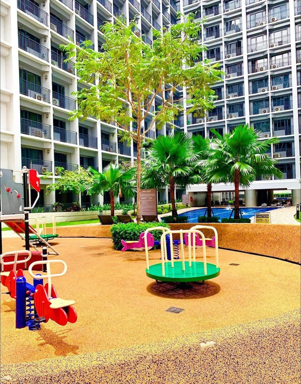 Shore 2 Residences Moa Naia Manila