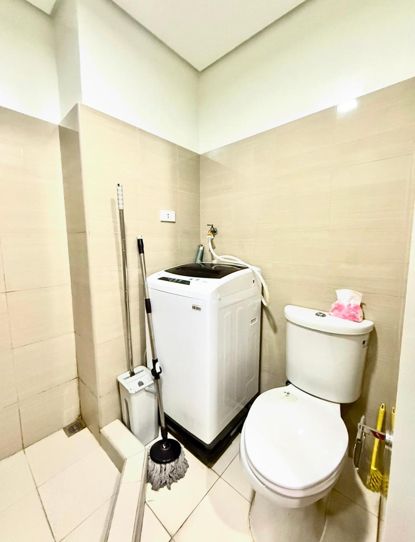 Shore 2 Residences Tower 2 16fl Apartment