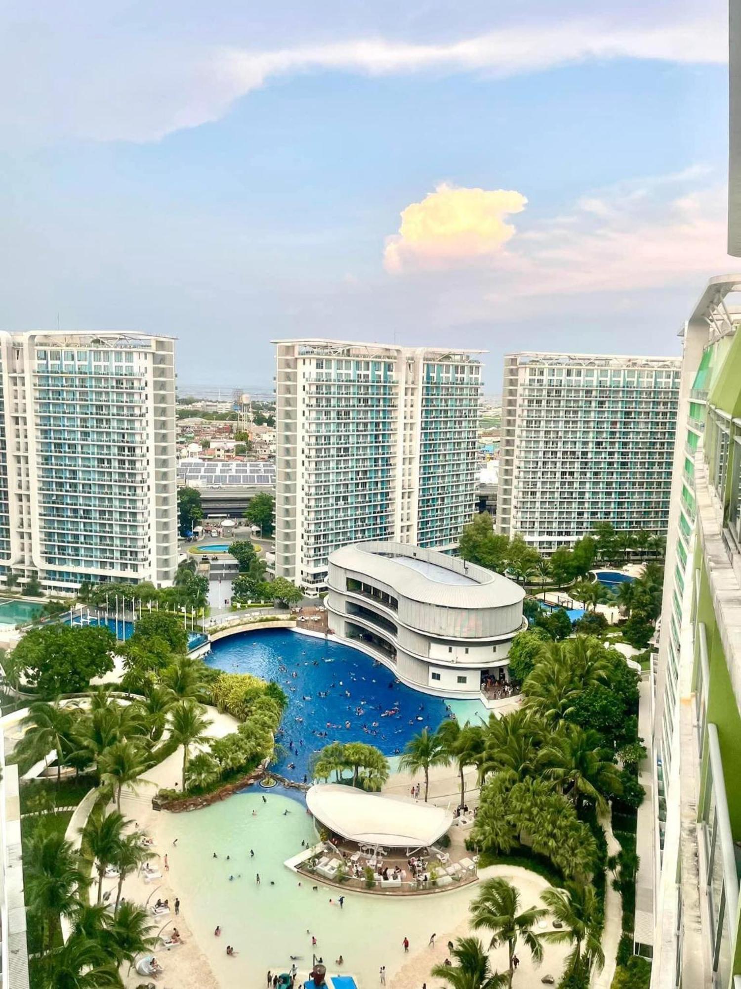 Rio East Tower - Azure Urban Manila