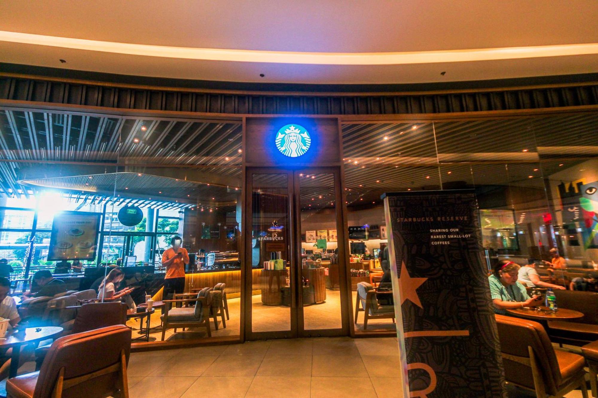 The Quirk Air Makati Swim Gym Park Eat Laugh 3301