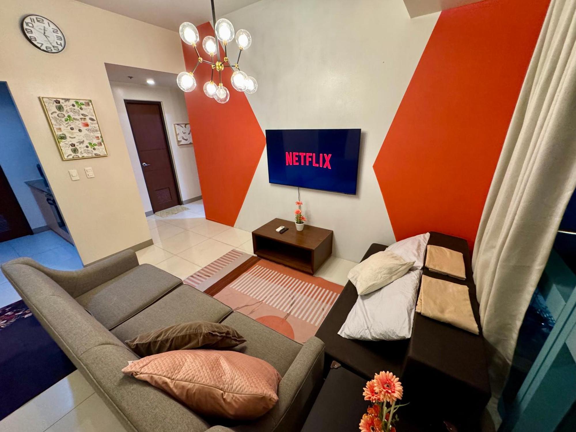 Bgc One Uptown 2bedroom With Balcony And 1 Free Parking Aparthotel *