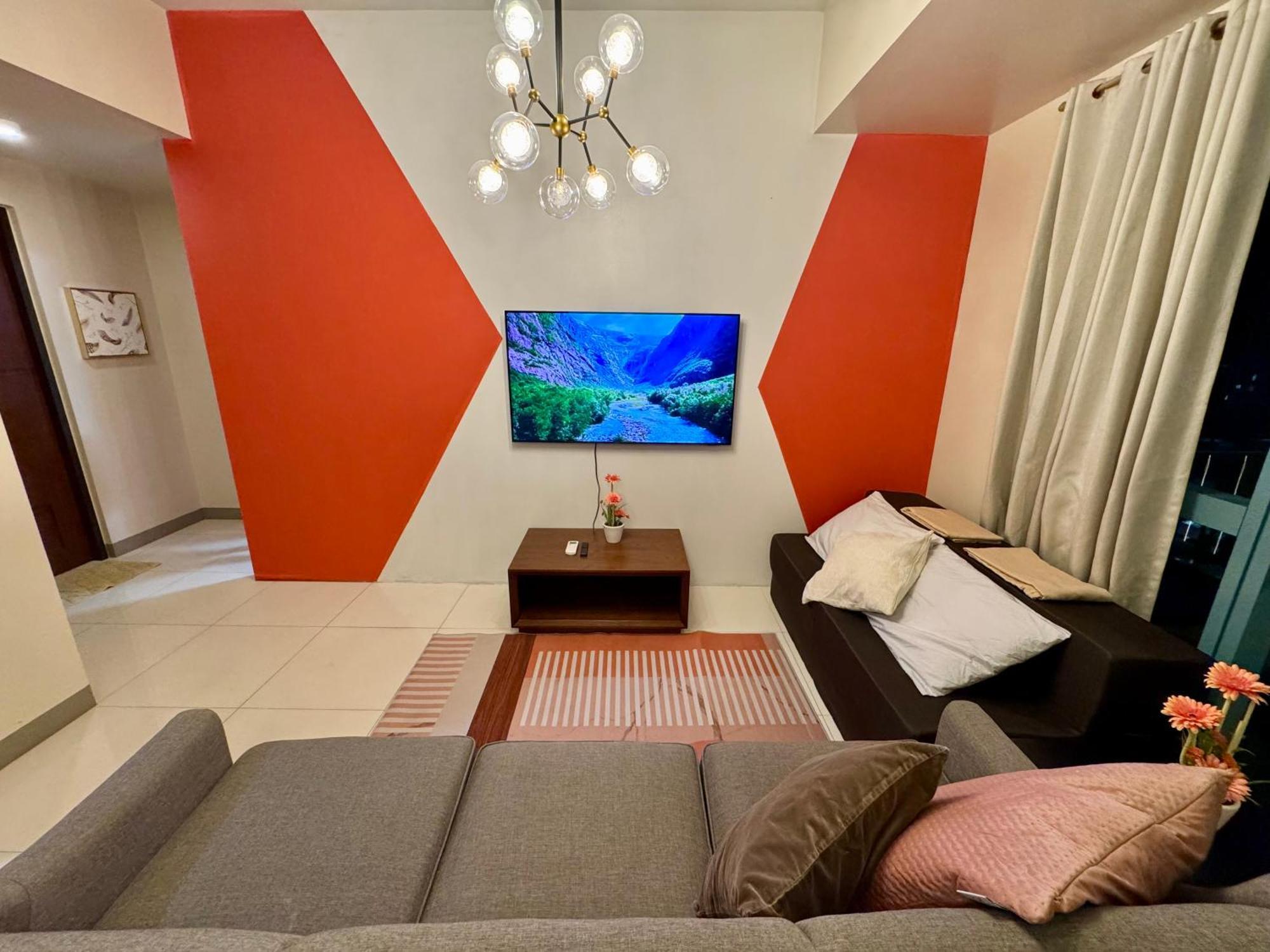 Bgc One Uptown 2bedroom With Balcony And 1 Free Parking *