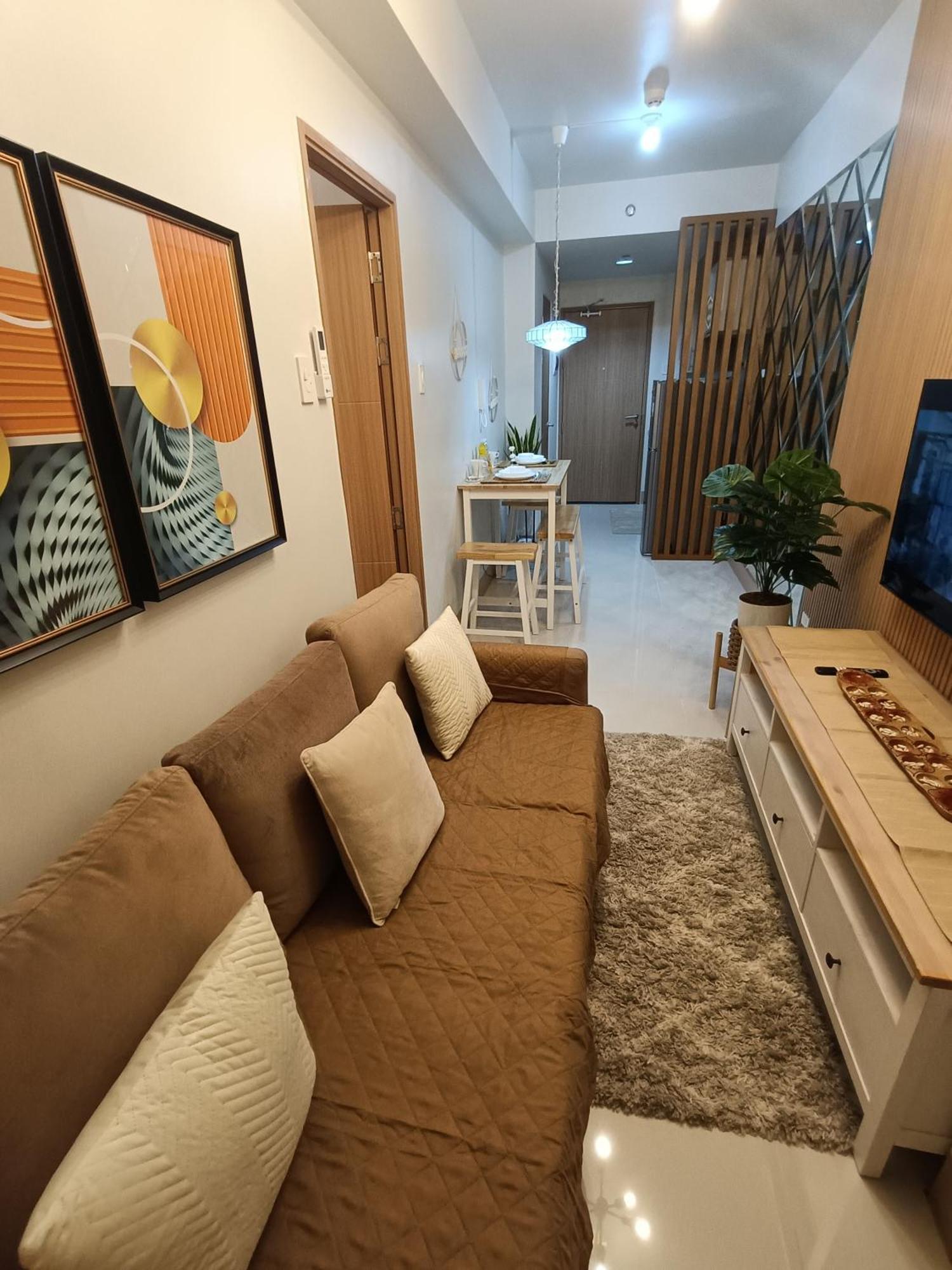 Clmn Staycation Metro Manila Capsule hotel Pasay