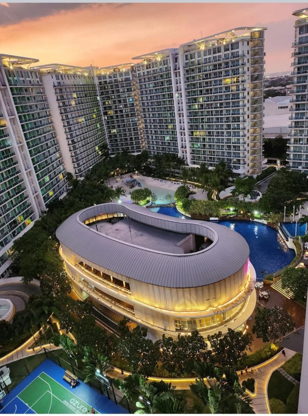 Urban Azure Residences West Service Road Paranaque Aparthotel