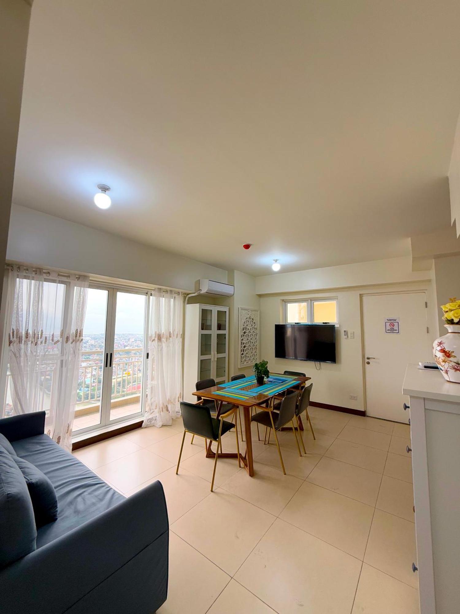 Vincondotel Near Bgc 3br Fairlane 5112 Hostel