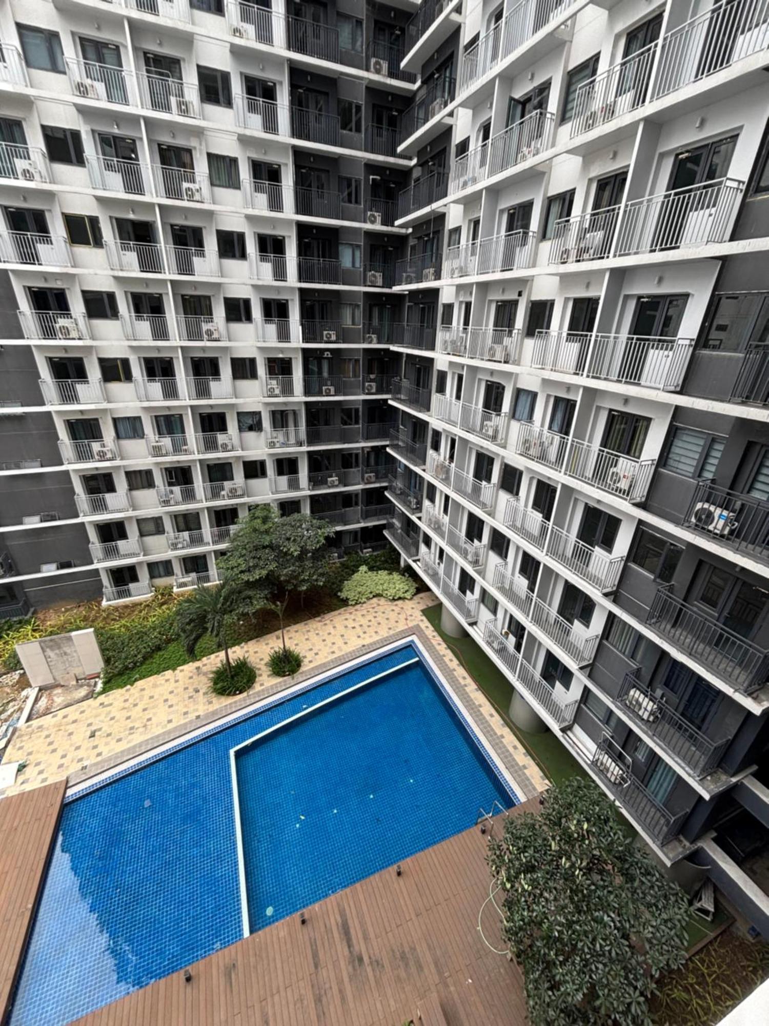 Unit In Pasay Near Mall Of Moa Aparthotel Manila