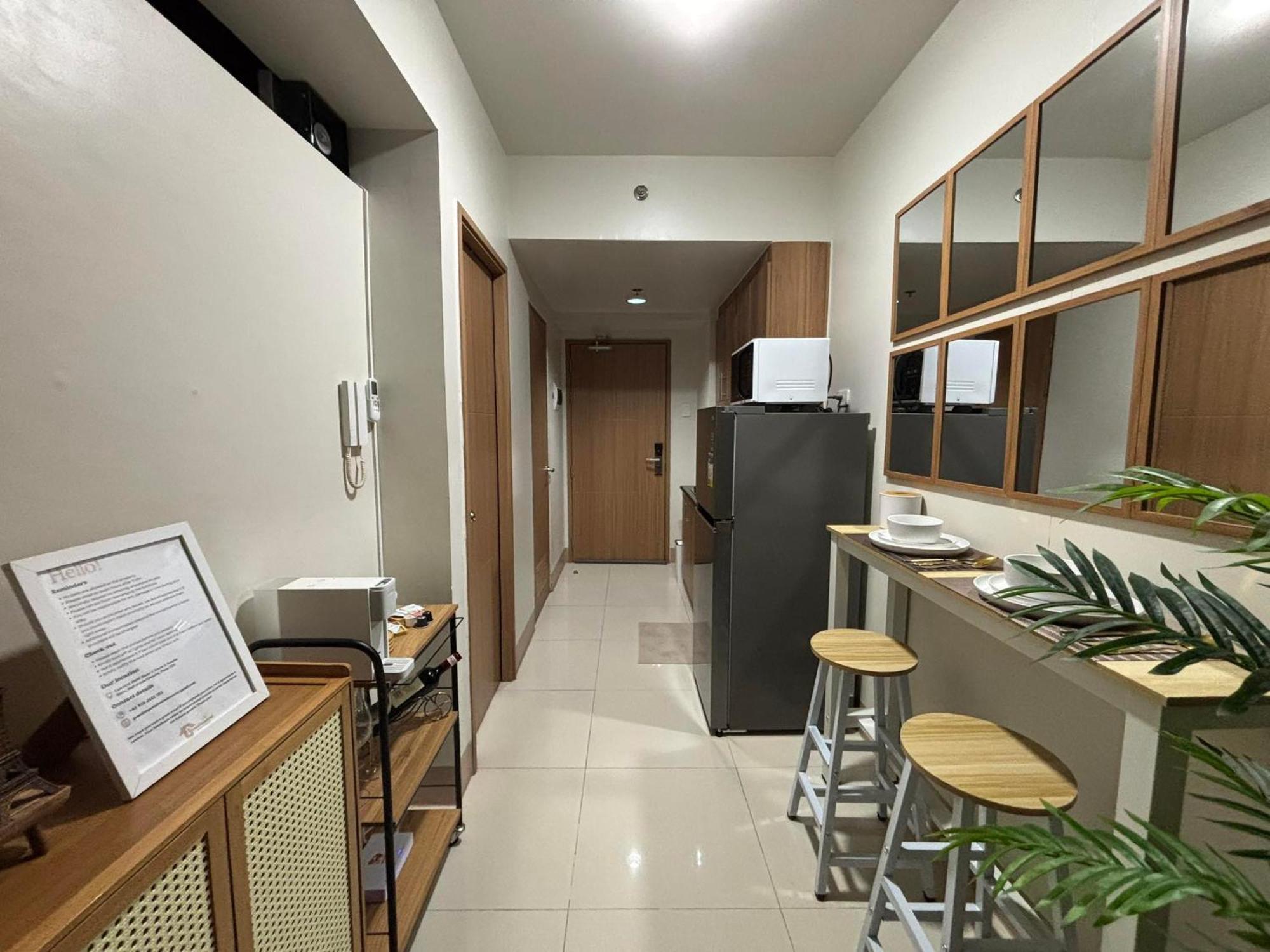 Aparthotel Unit In Pasay Near Mall Of Moa Manila