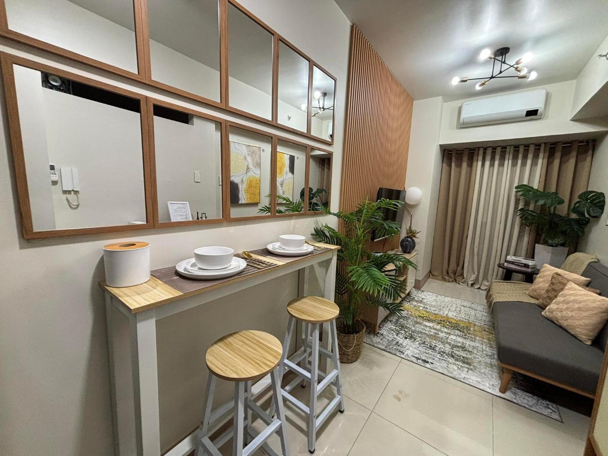 Aparthotel Unit In Pasay Near Mall Of Moa Manila