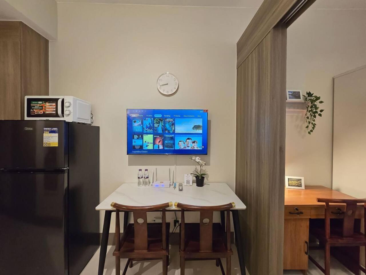 1br Unit Condotel W Balcony Fame Residences #fm61