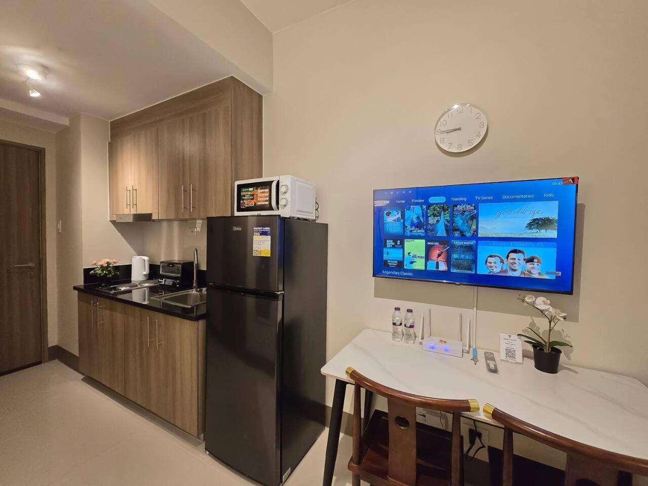 1br Unit Condotel W Balcony Fame Residences #fm61 Apartment