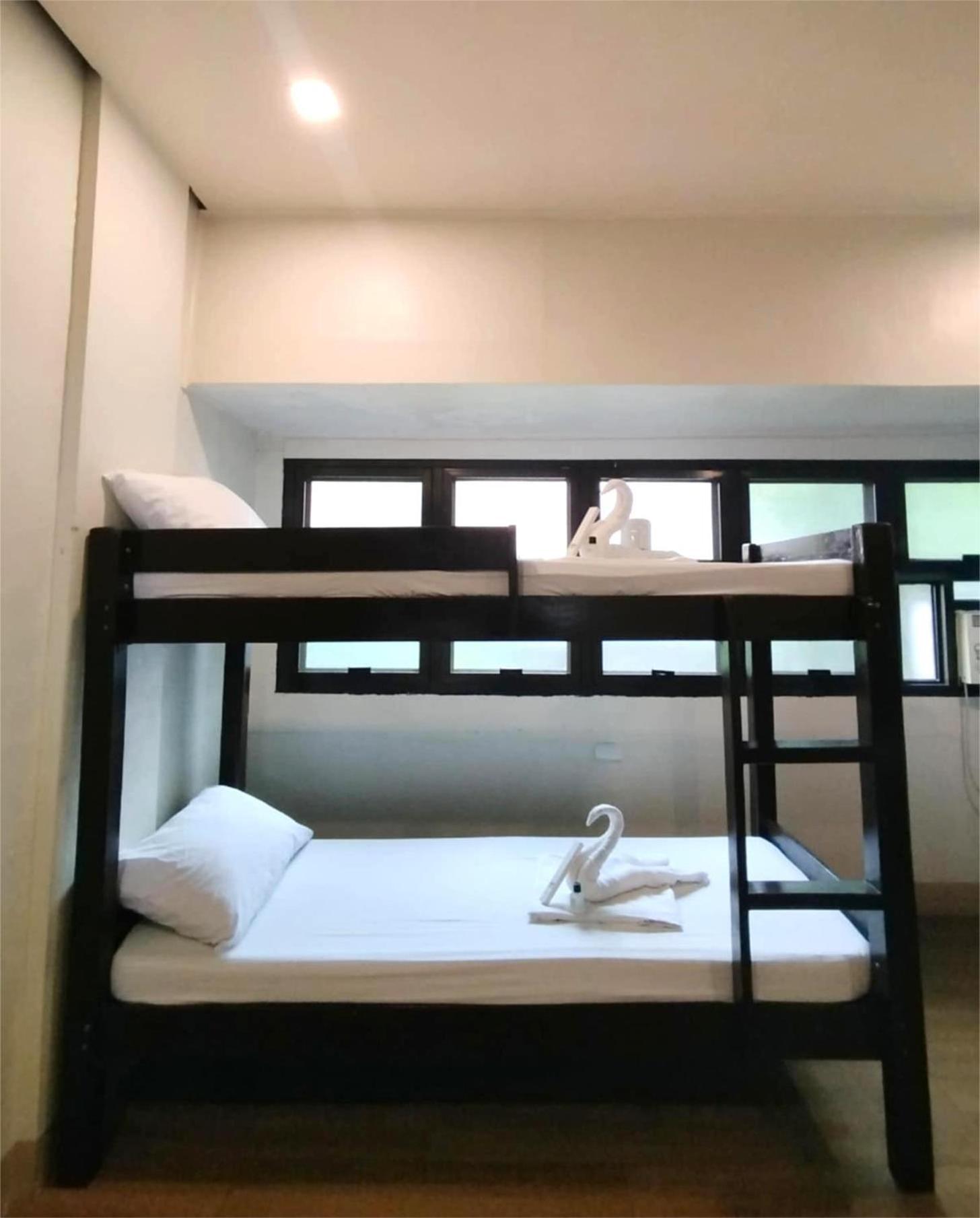 Sulit Unit Santa Mesa Apartment *