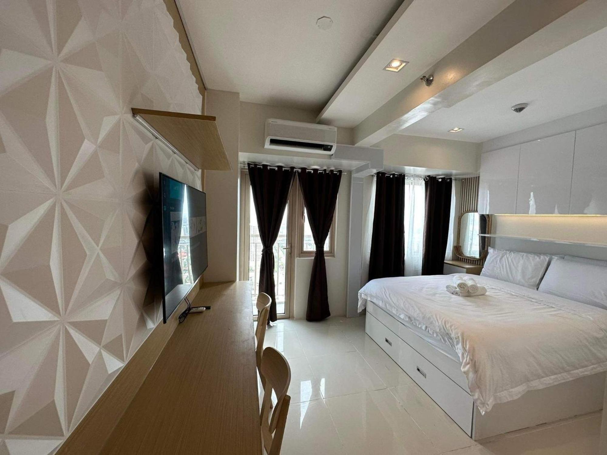 Coast Residences Penthouse With Skyline And Bay View