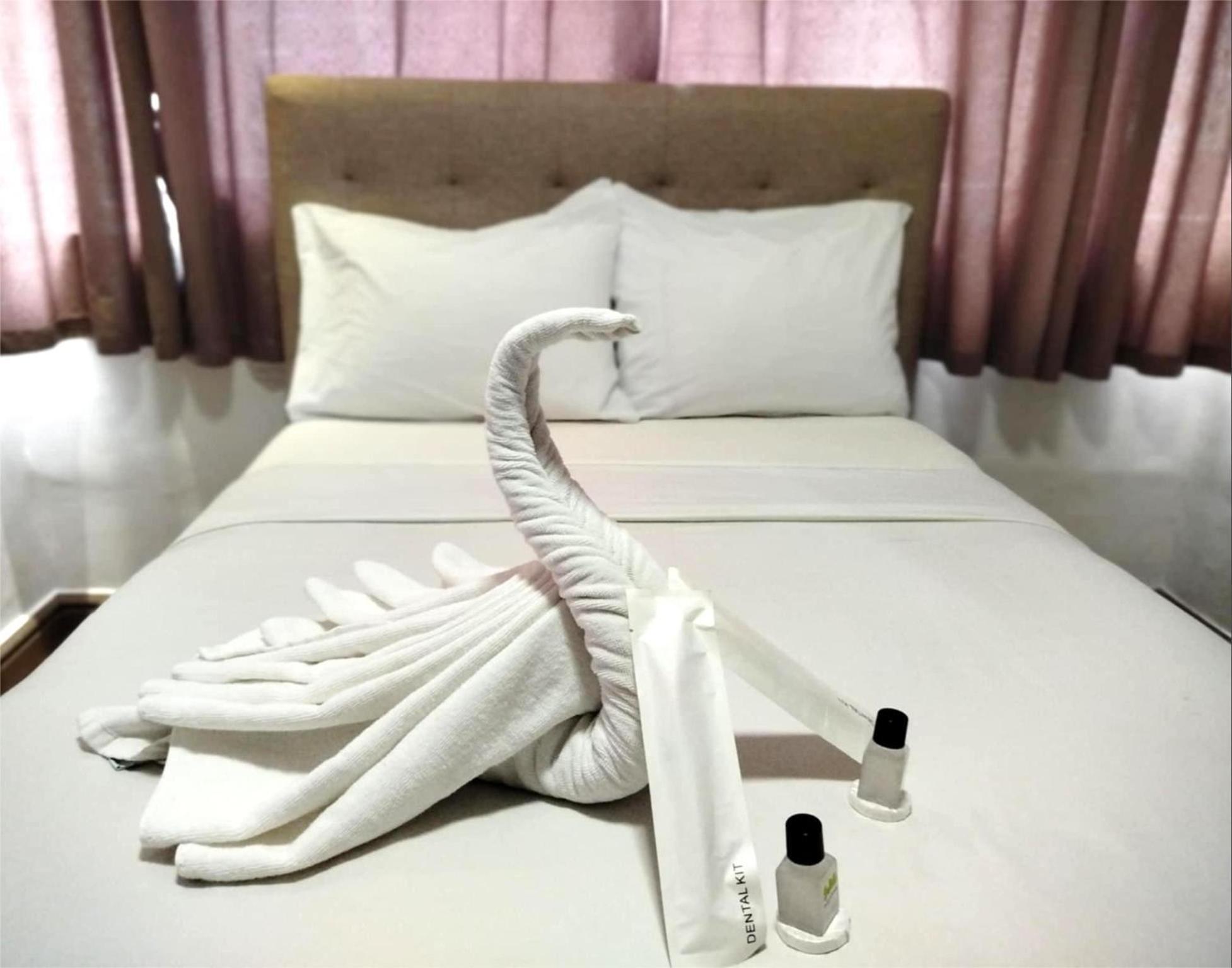 Sulit Unit 2 Santa Mesa Apartment