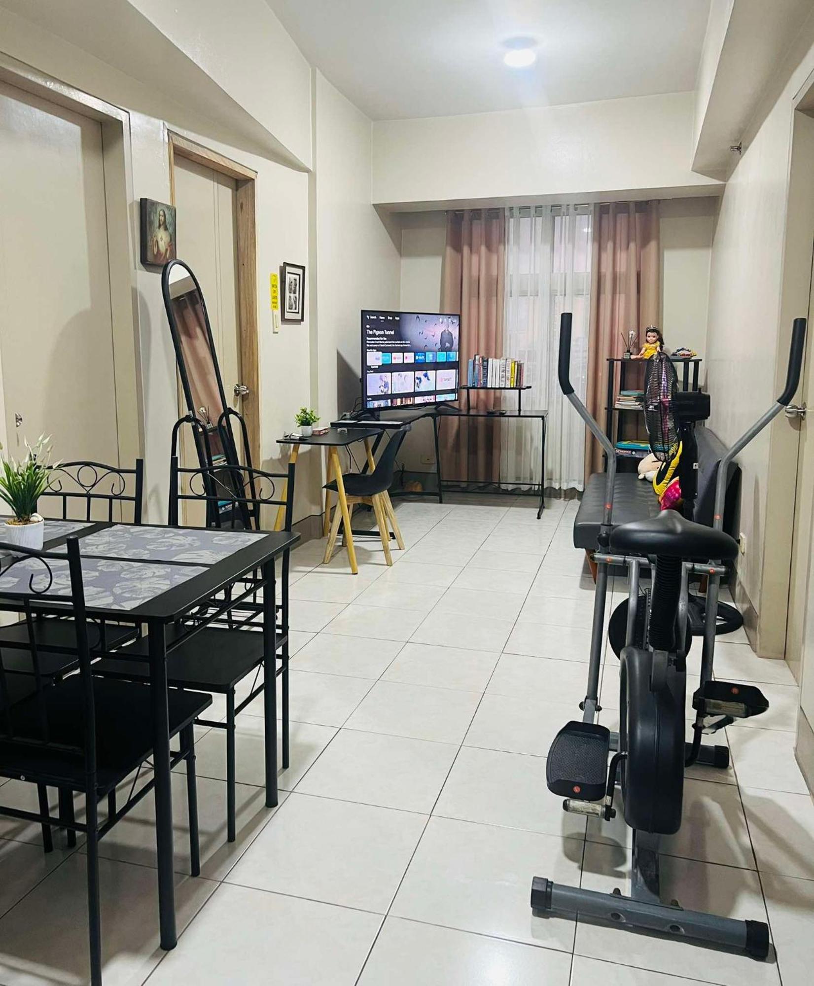 Apartment 2 Bedroom Unit *