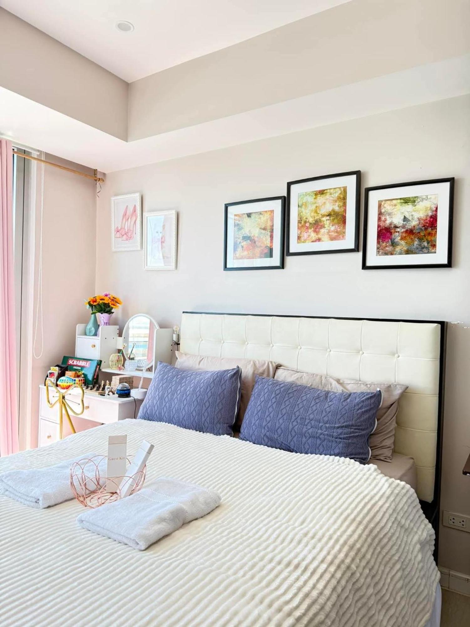 Isla Azure Staycation Apartment