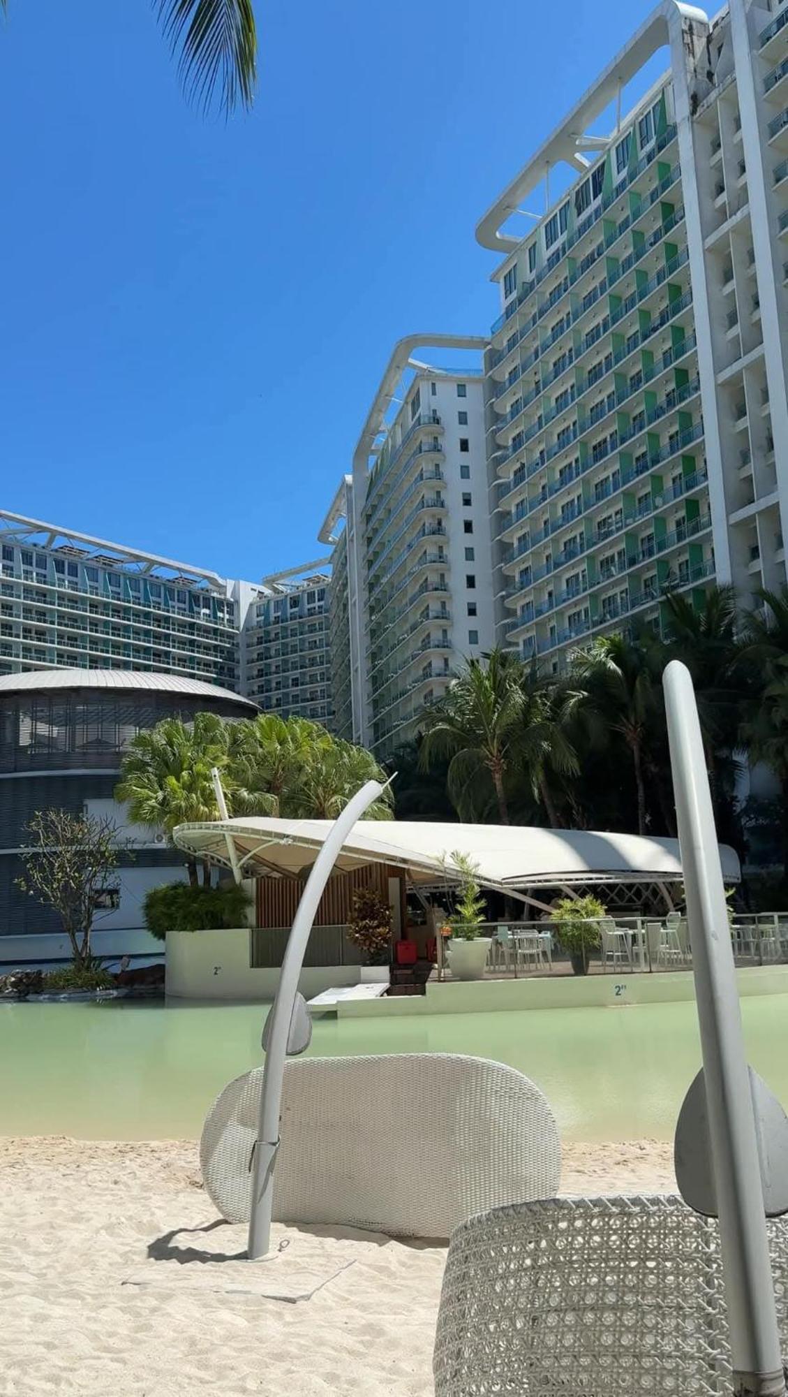 Apartment Isla Azure Staycation