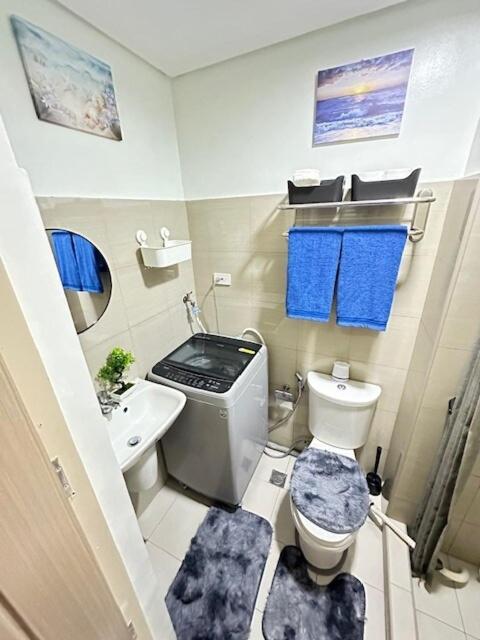 Wander & Chill Staycation Apartment Manila