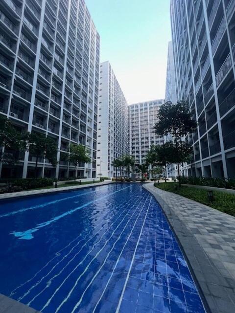 Wander & Chill Staycation Apartment