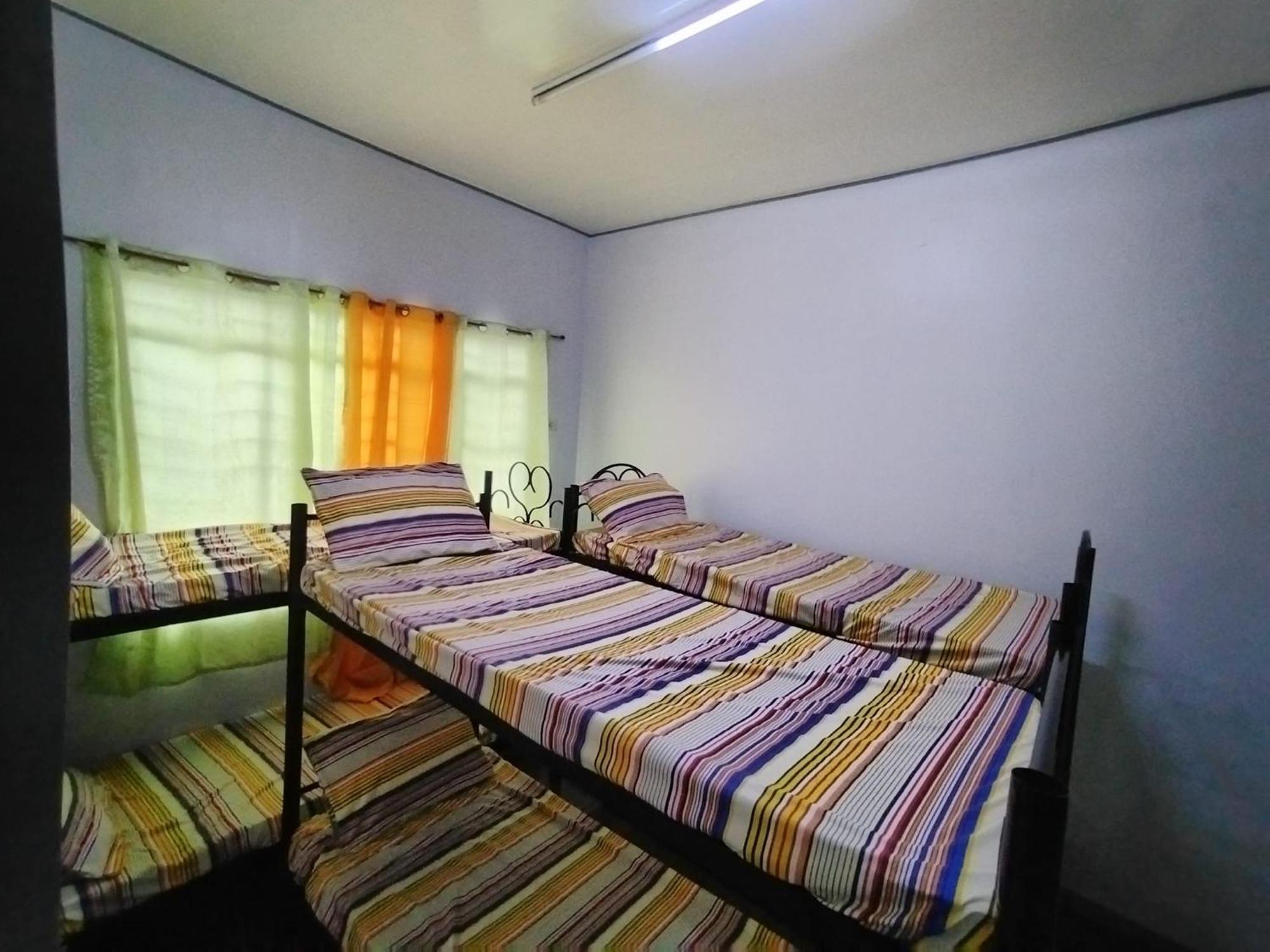 Albergue Bahaymandaragat Manila