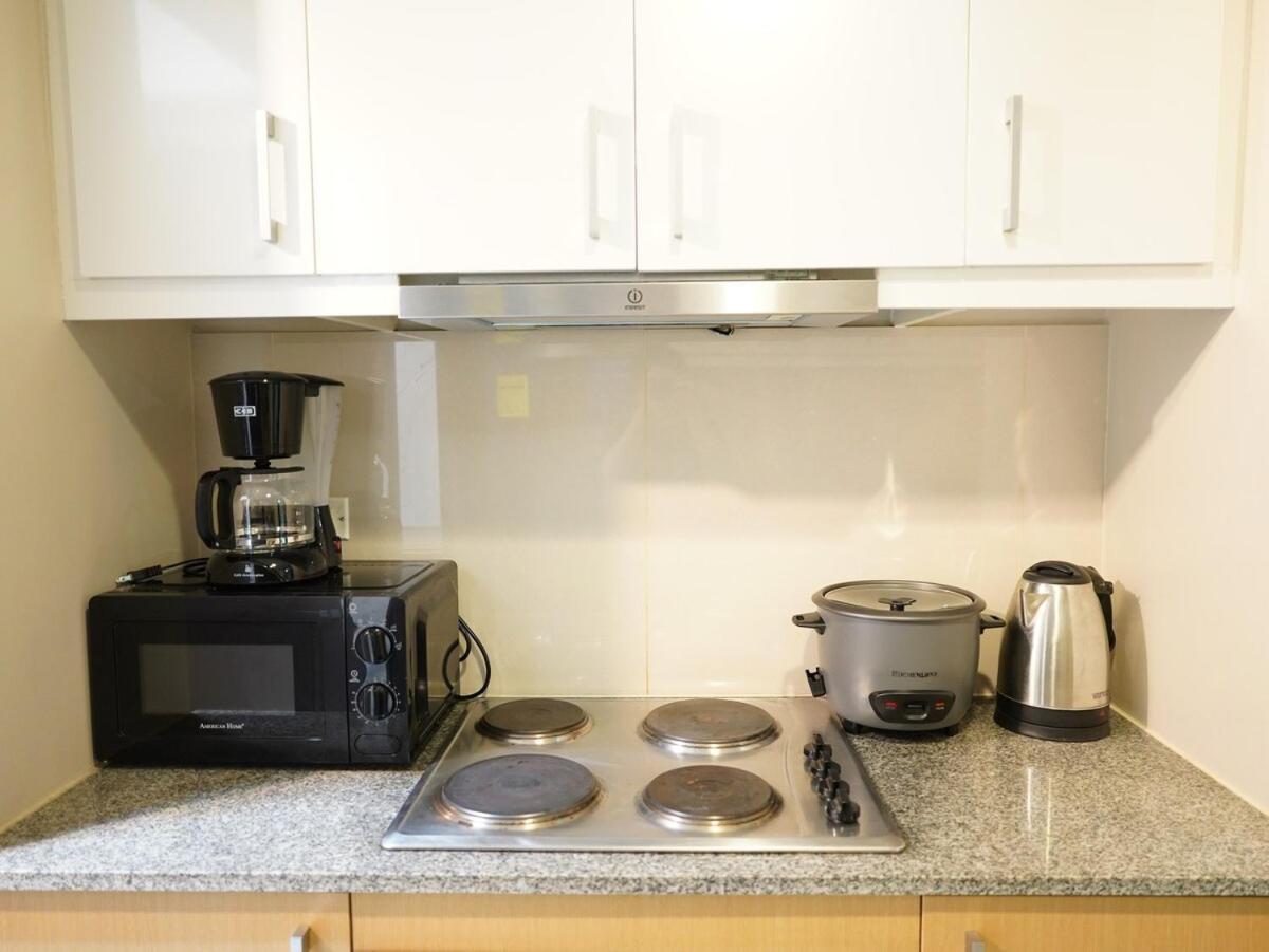 Luxury 2-bedroom At Bgc Uptown Apartment *