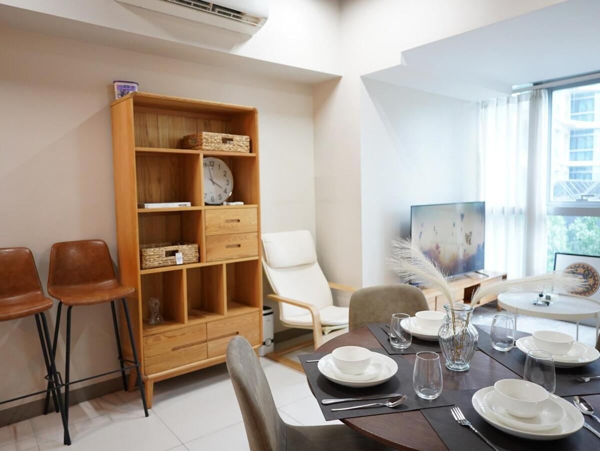 Luxury 2-bedroom At Bgc Uptown * Manila