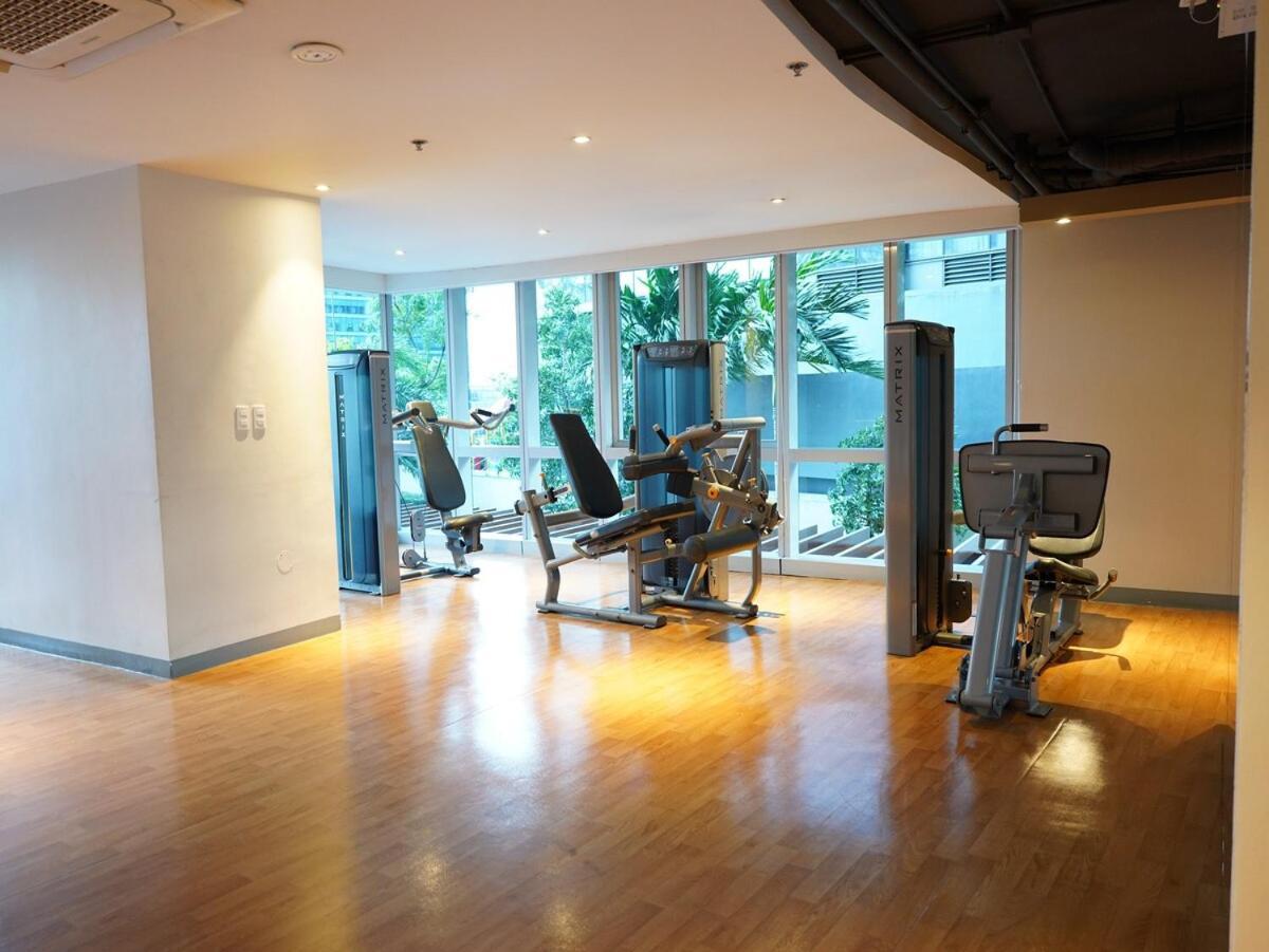 Luxury 2-bedroom At Bgc Uptown