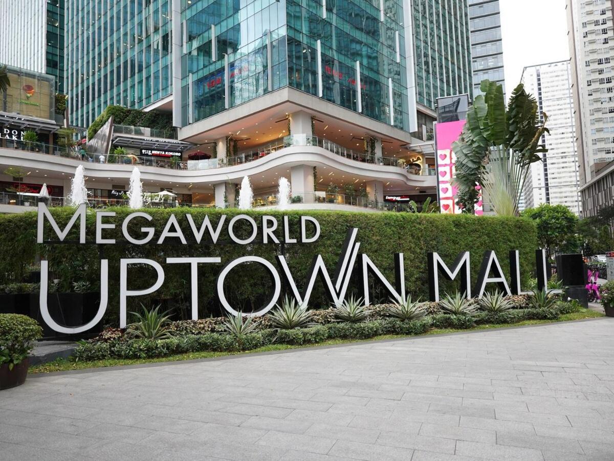 Luxury 2-bedroom At Bgc Uptown