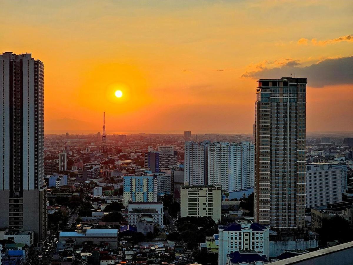 Apartment Pet Friendly In Timog With Balcony View