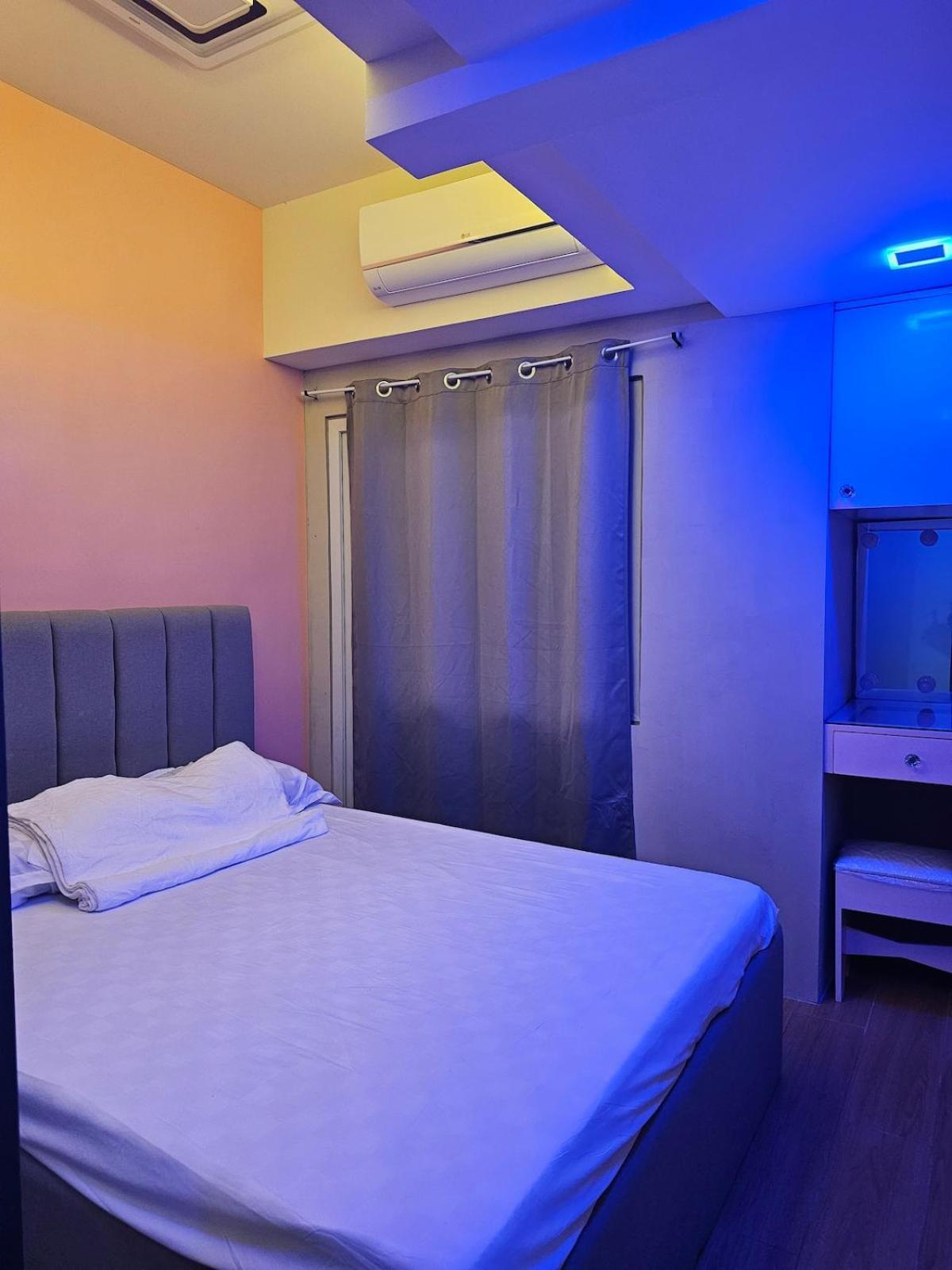 Apartment Pet Friendly In Timog With Balcony View Manila