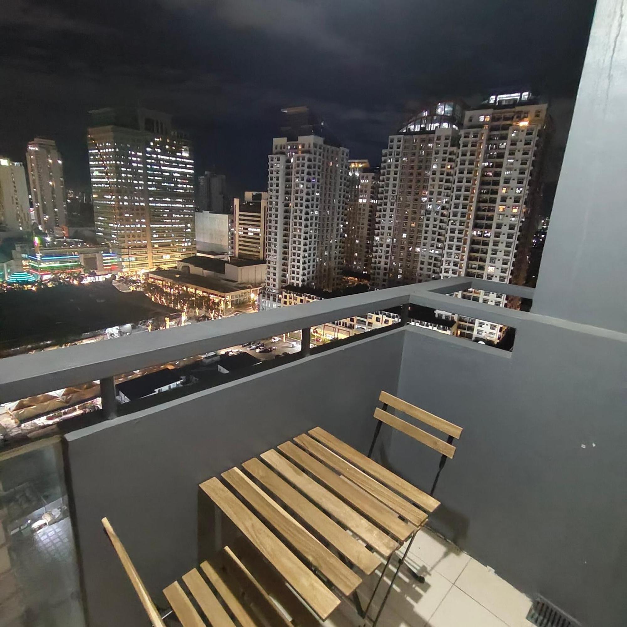Unit In Manhattan Heights, Cubao Aparthotel *