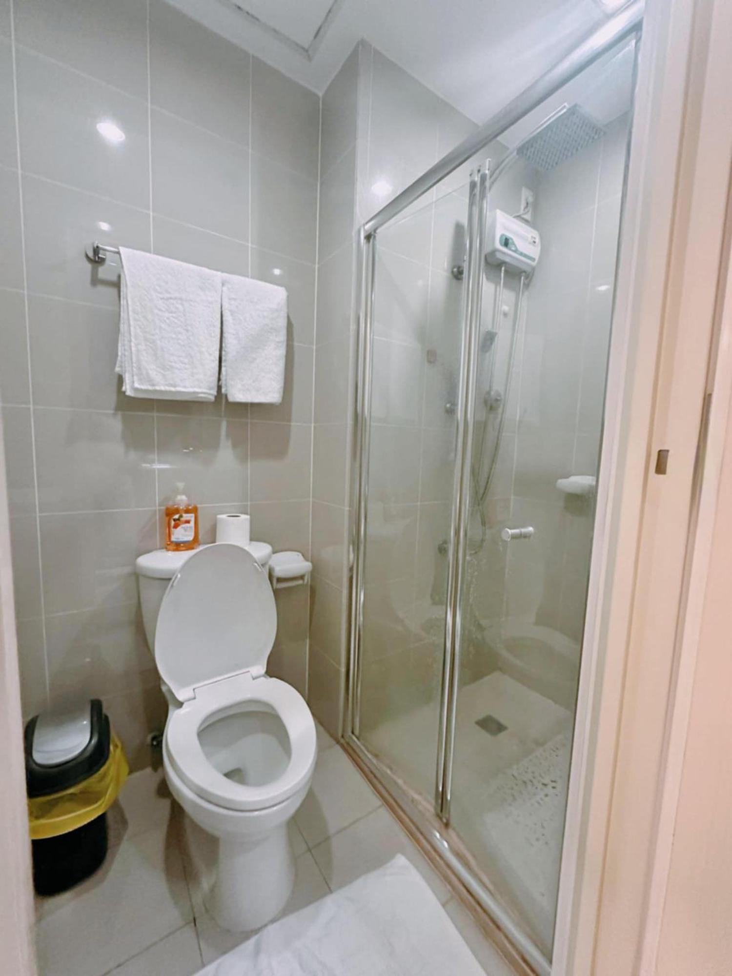 The Promenade Sm North Edsa Qc Mnl Apartment