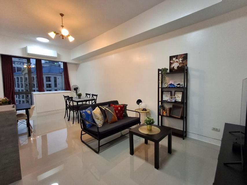 Apartment 1br Modern Bellagio Oasis Burgos Circle View Bgc
