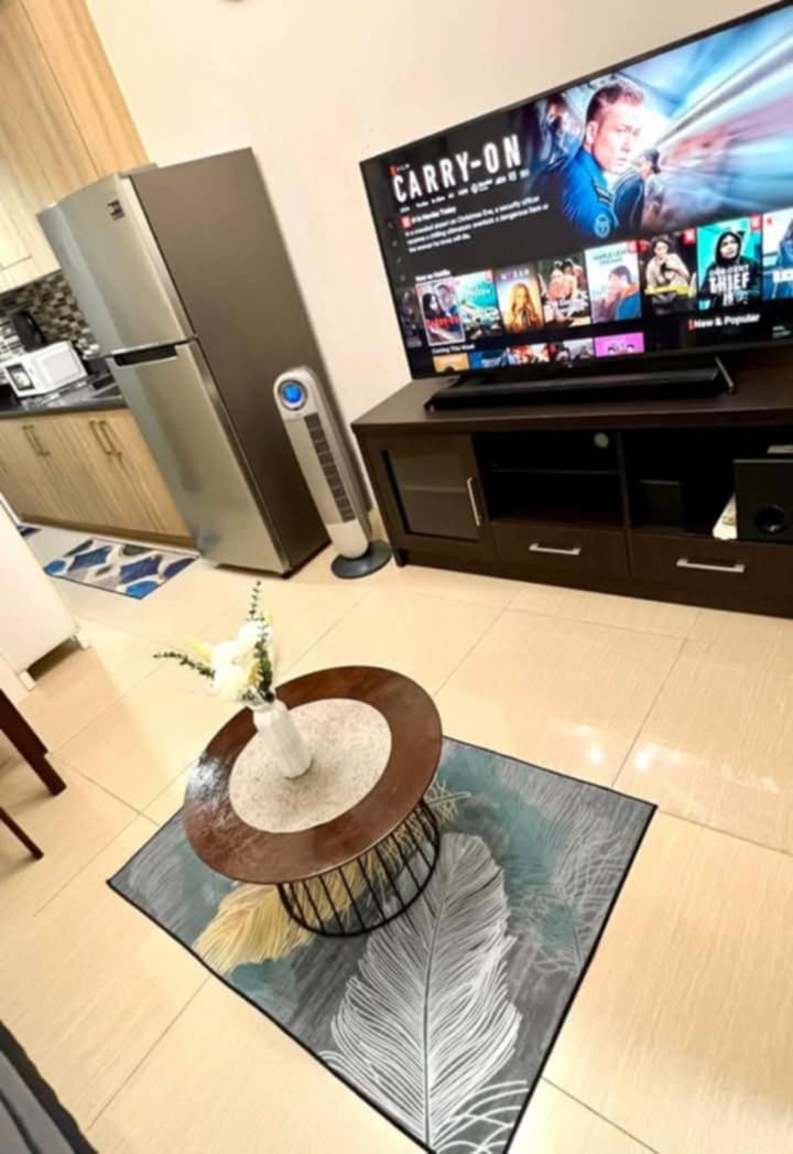 Apartment Very's Staycation Manila