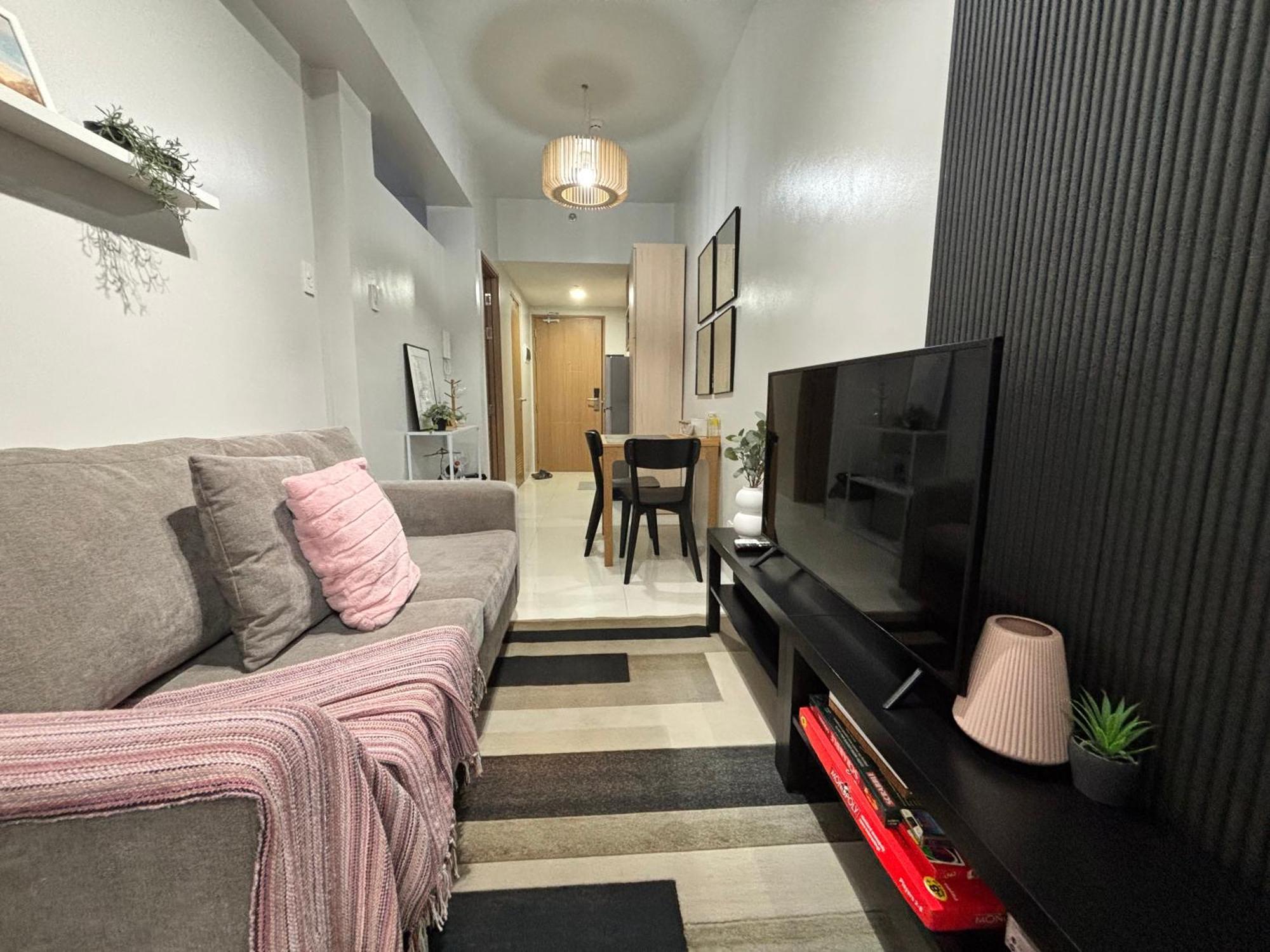 Whole Unit Near Mall Of - Calix Unit * Manila