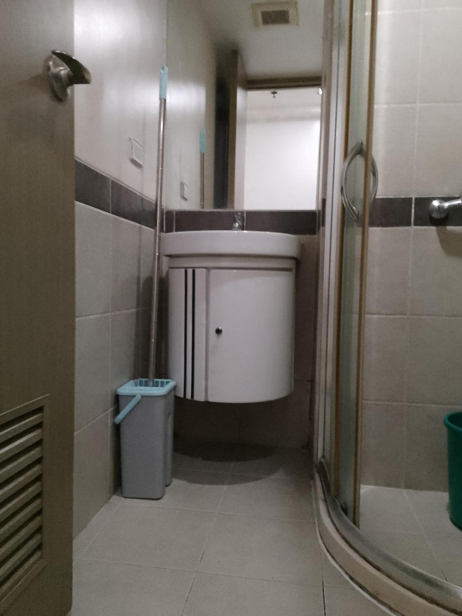 1003 Staycation At Solemare Parksuites Tower B Near Dfa, Moa, Parqual Mall, Ayala Mall & Naia Apartment *