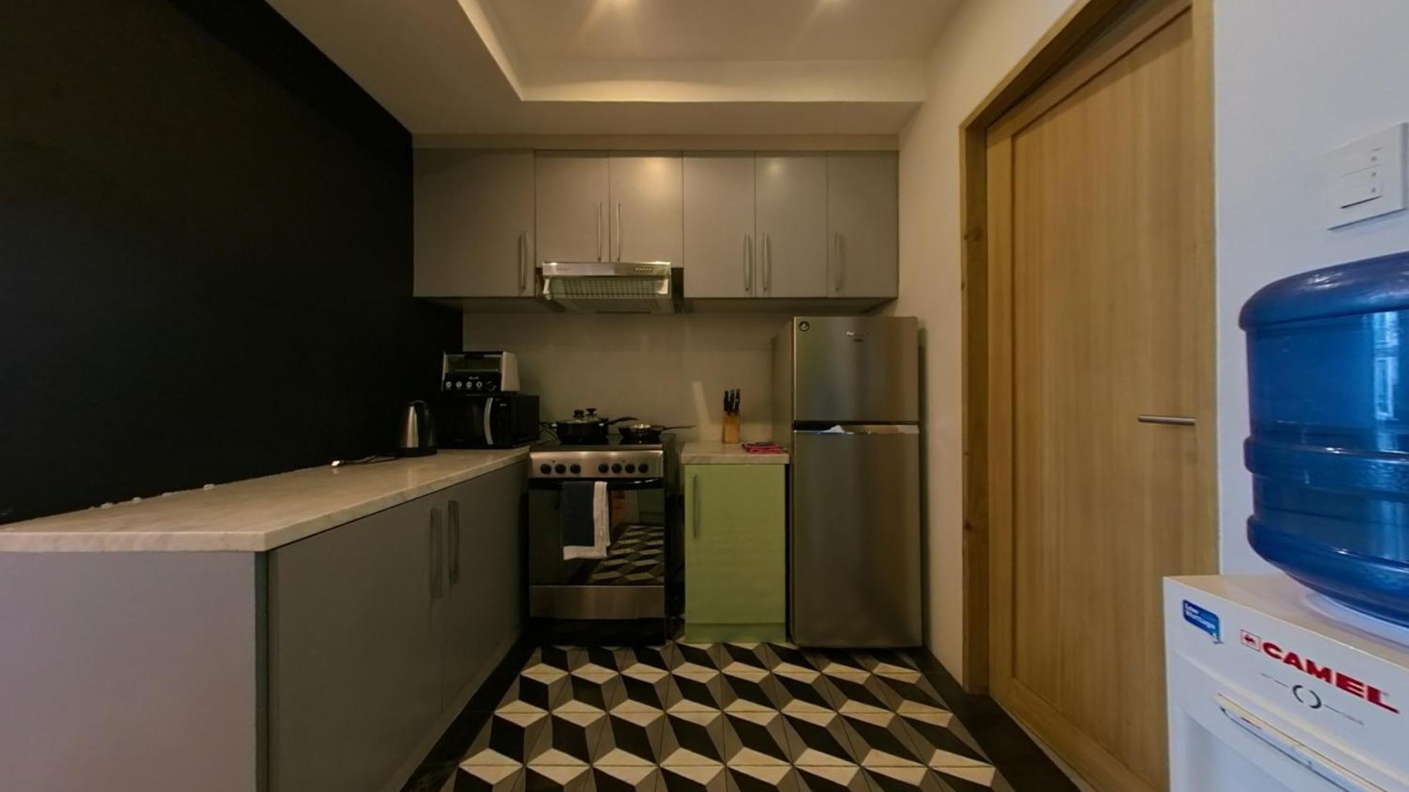 Aparthotel Full-serviced Residential In Blue Sapphire, Bgc Manila