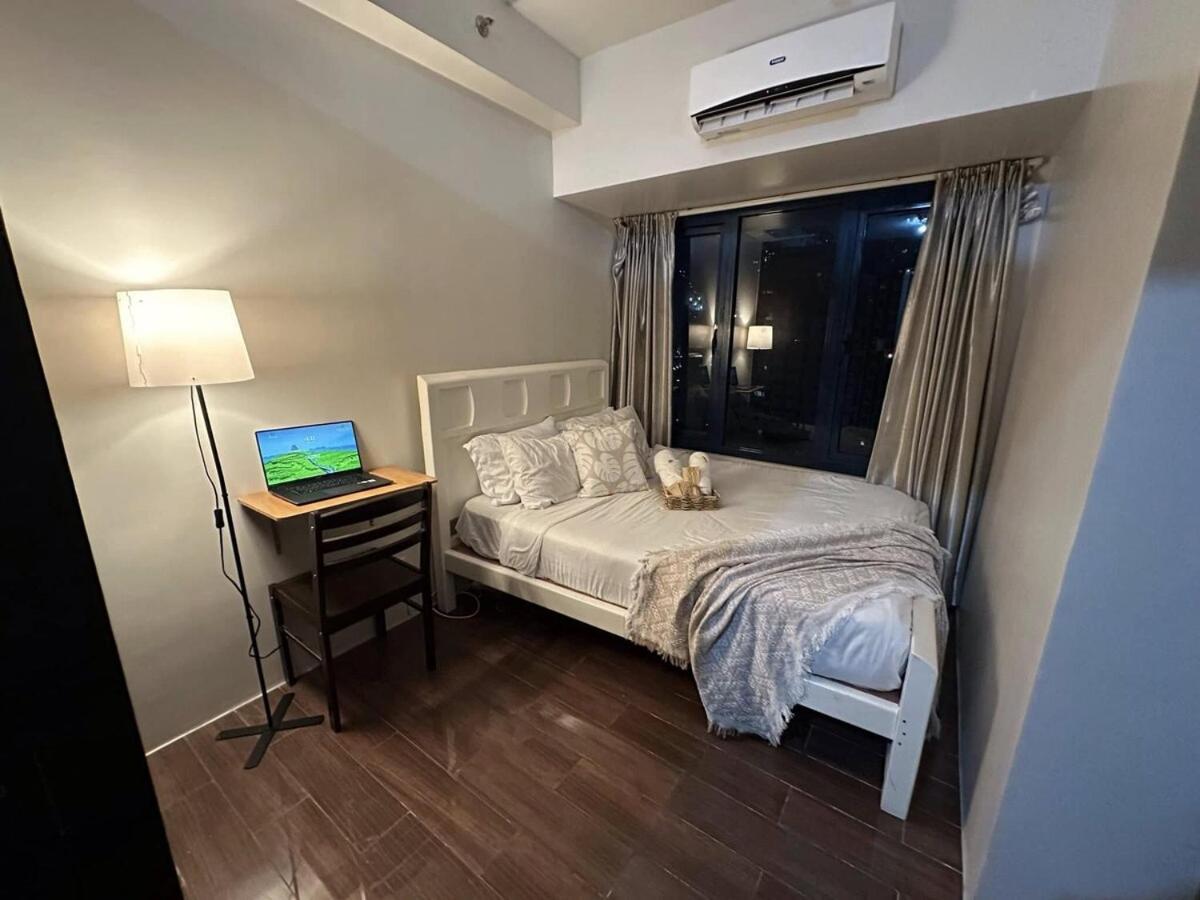 Reign's Sweet Place Manila