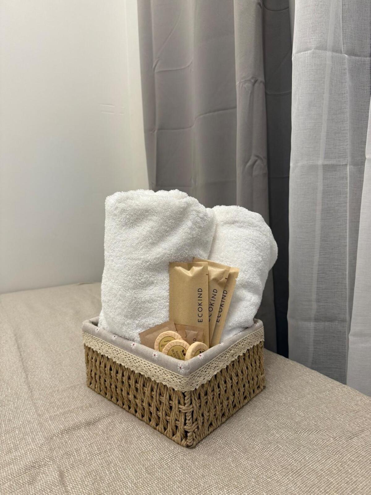 1 Bedroom With Balcony At Shore 1 Moa Pasay Apartment *