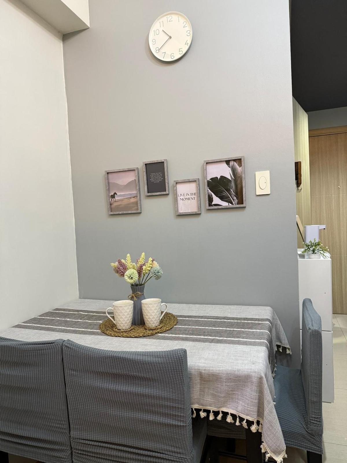 1 Bedroom With Balcony At Shore 1 Moa Pasay Manila