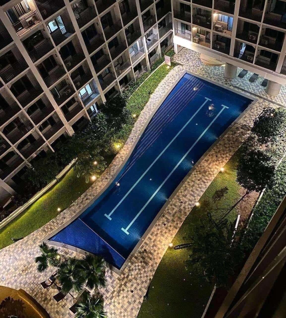 Ren&ayesha Place