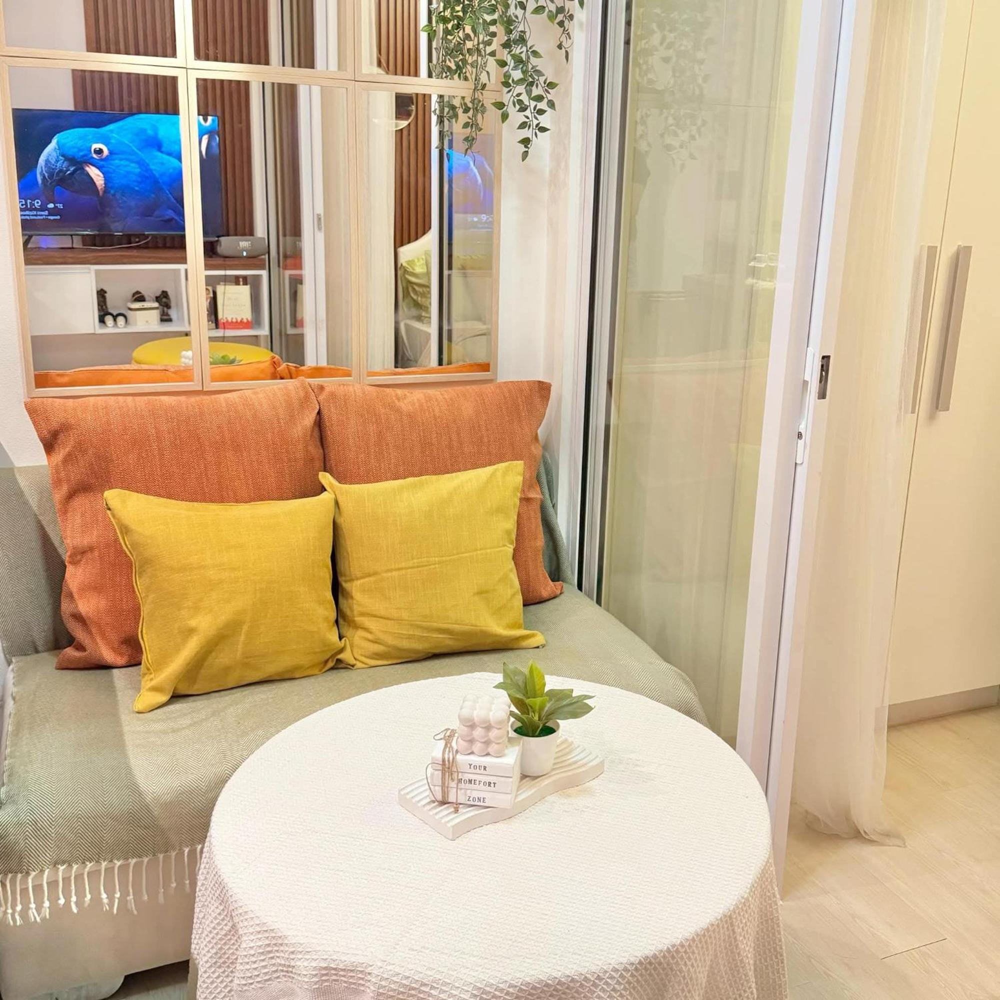 Serene Cove Azure Apartment *