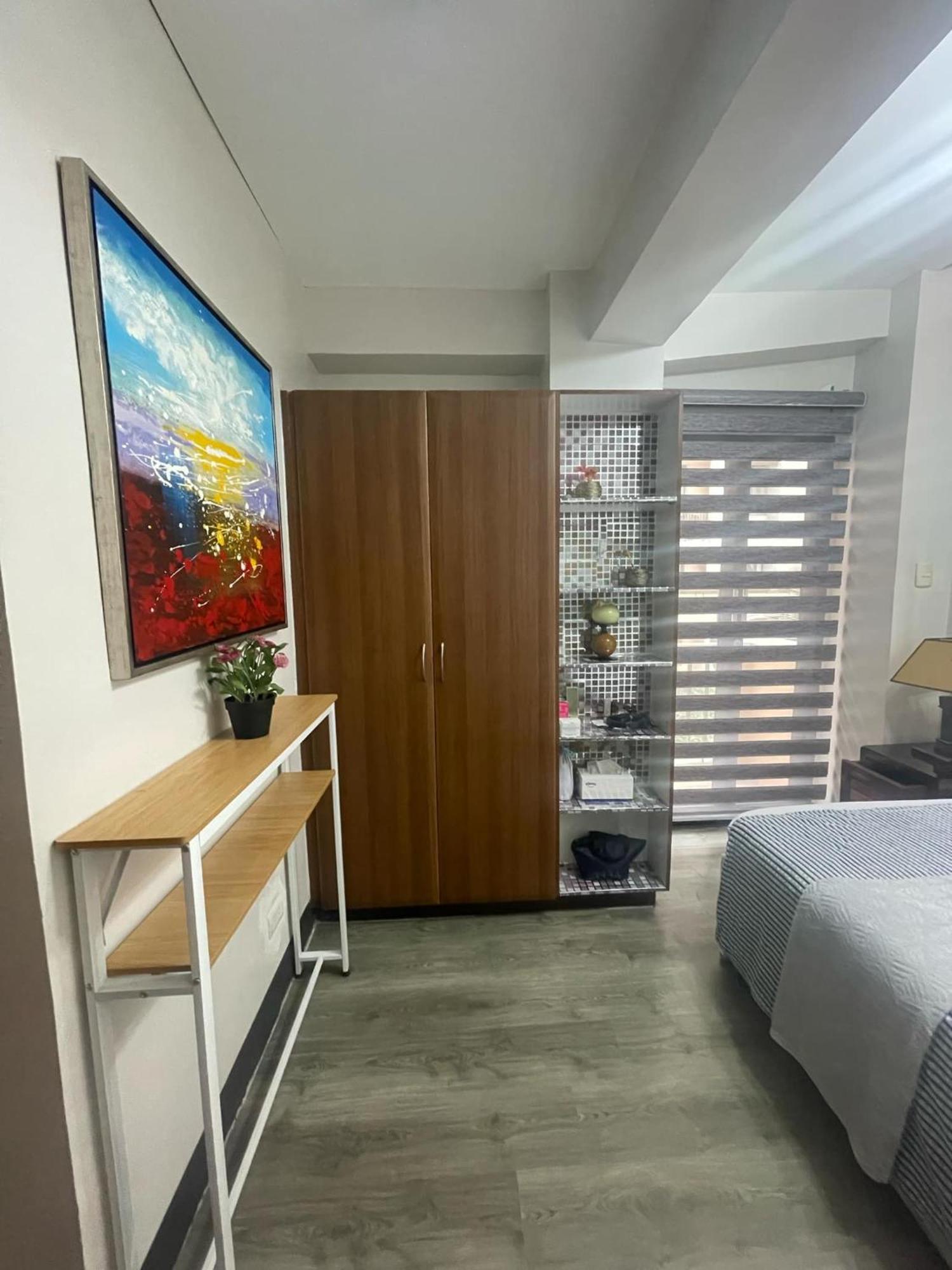 Montecito 1 Bedroom Aparthotel Manila