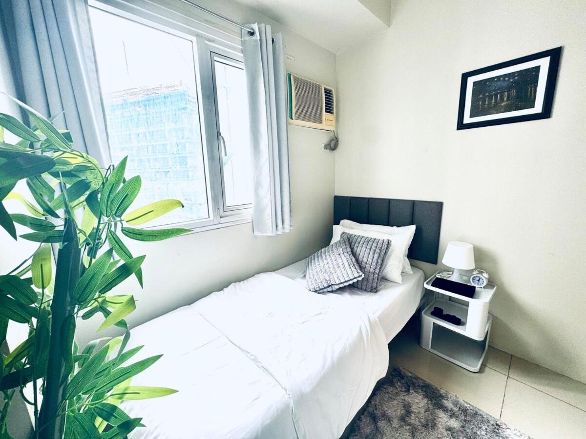 Apartment Elegant 2 Bedroom Makati