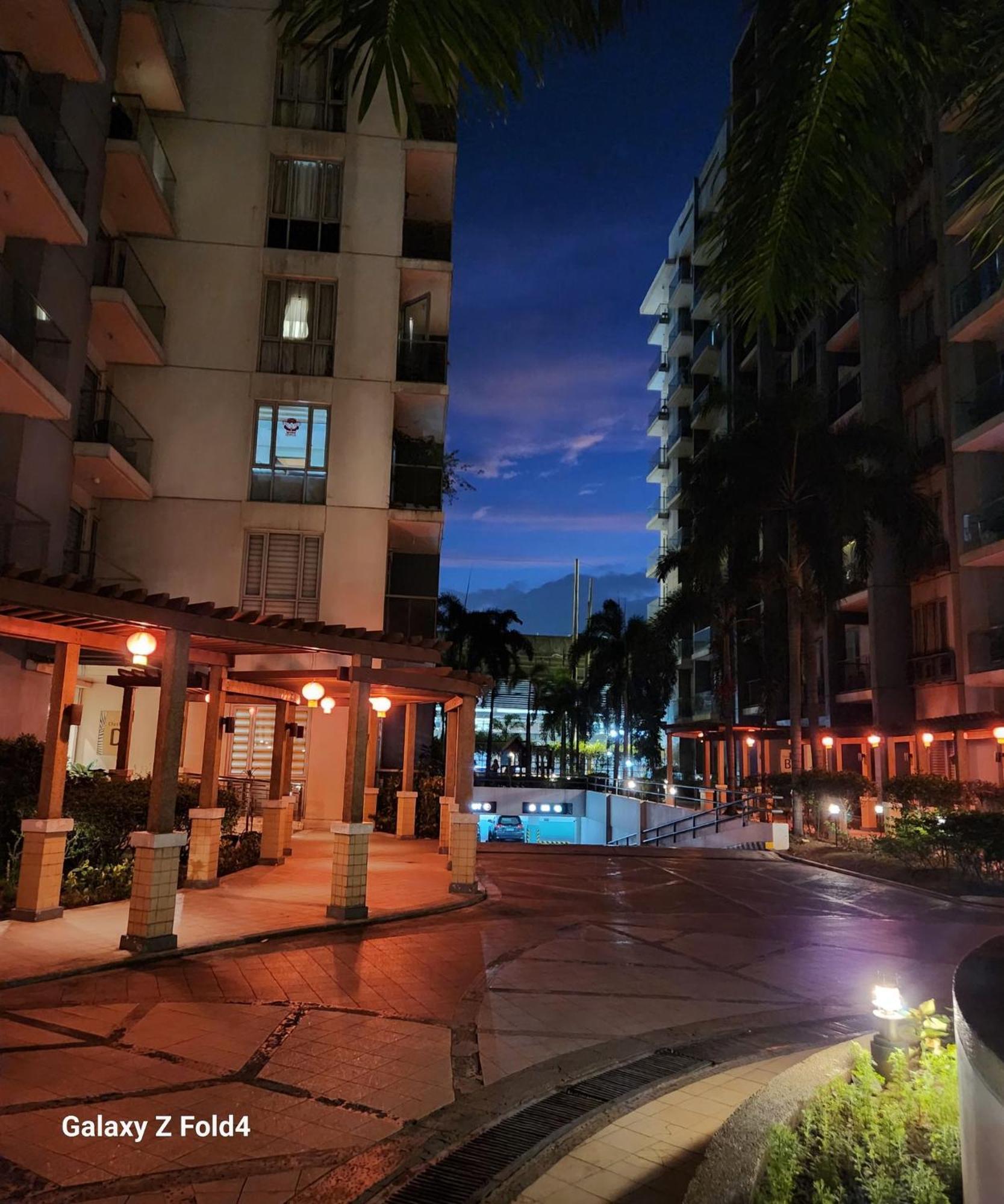 One Palm Tree , New Port Across Naia 3 Aparthotel Manila