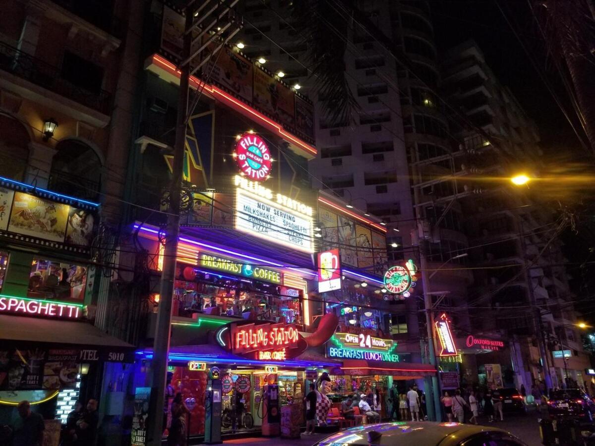 Apartment Downtown Makati Malls And Bars At Your Doorsteps